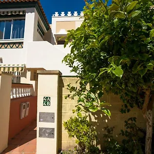 apartamento-nerja-medina.1costadelsol.com/